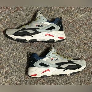 Fila Ray Tracer Sneakers Shoes Women’s Size 7 Athletic Shoes 5RM00532-051